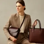 Come si abbinano accessori in pelle con gli outfit più attuali? Le regole segrete degli stilisti artigiani